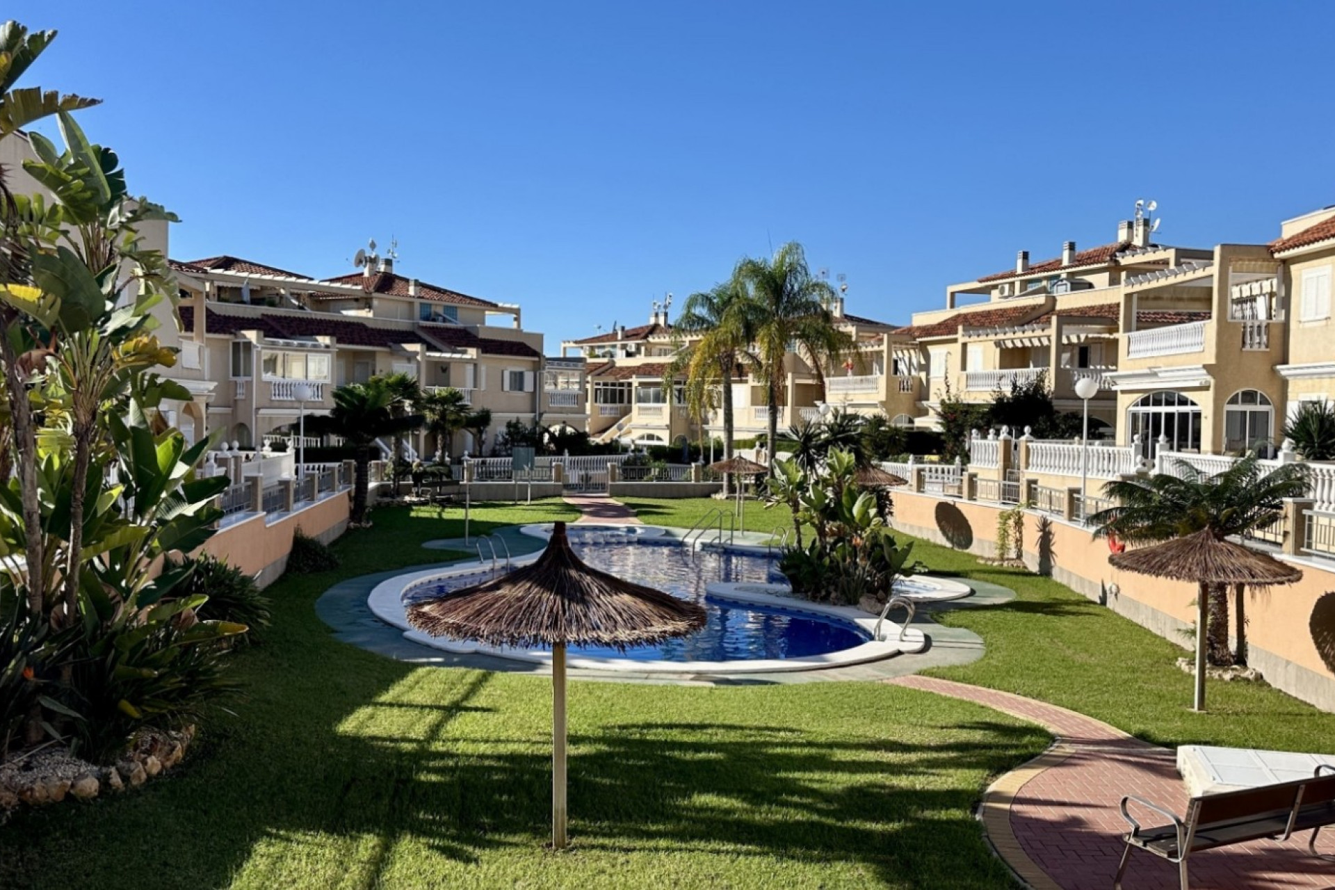 Resale - Quad Villa - Orihuela Costa - Playa Flamenca