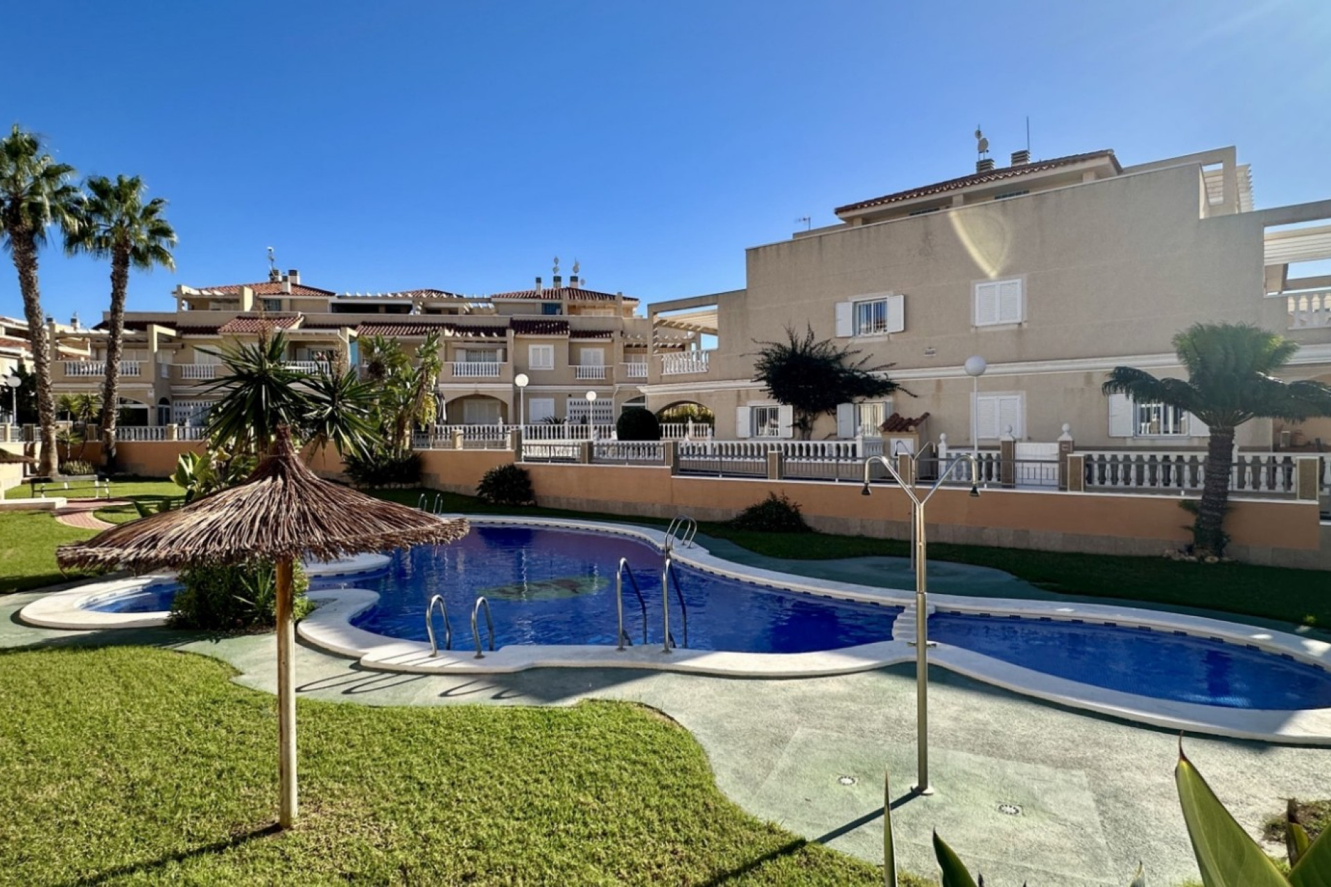 Resale - Quad Villa - Orihuela Costa - Playa Flamenca