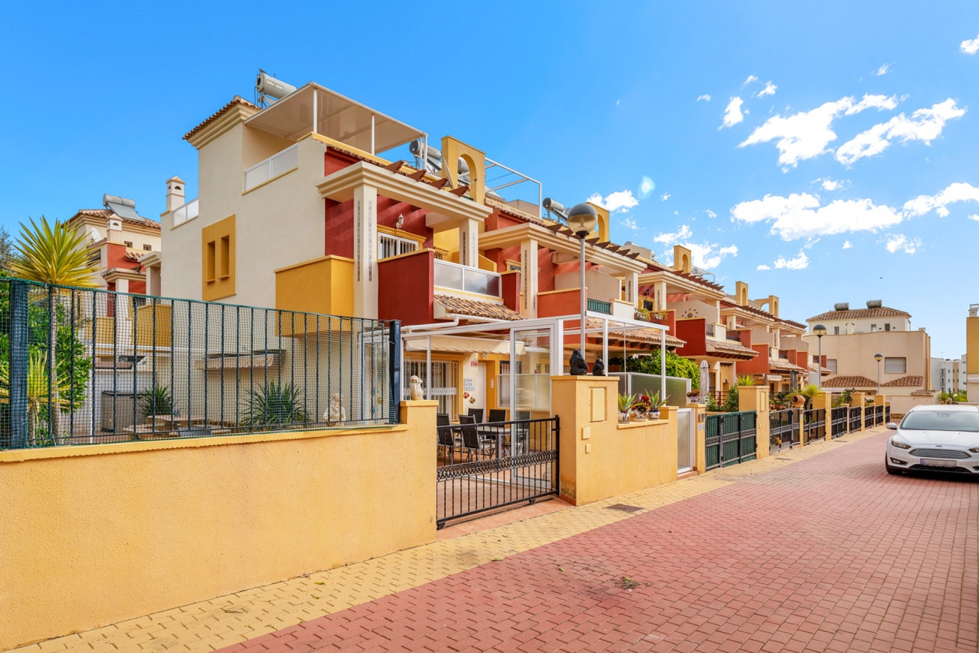 Resale - Quad Villa - Orihuela Costa - Villamartin