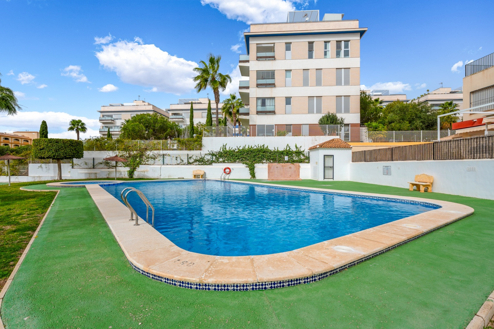 Resale - Quad Villa - Orihuela Costa - Villamartin