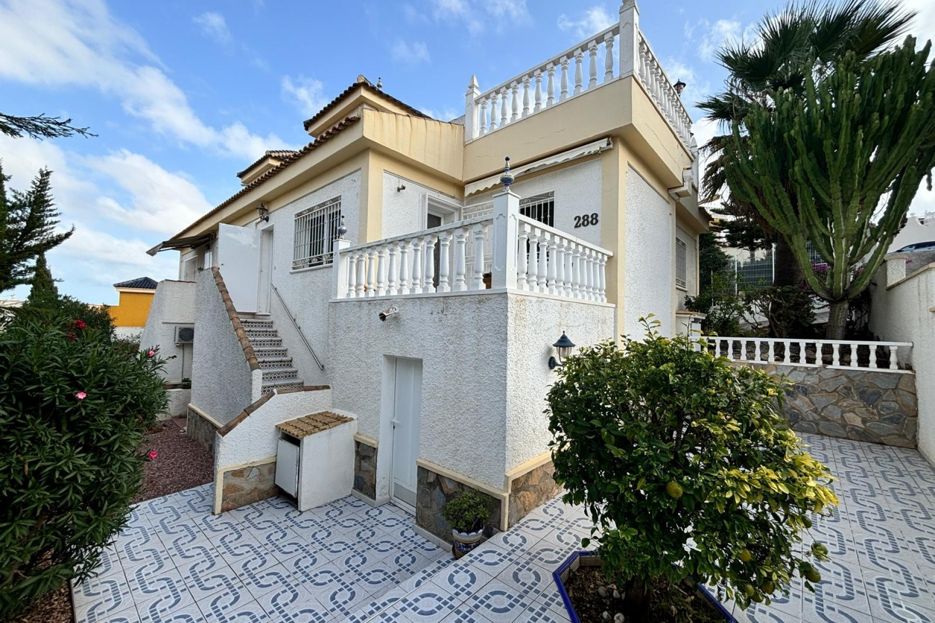 Resale - Semi-Detached - Ciudad Quesada