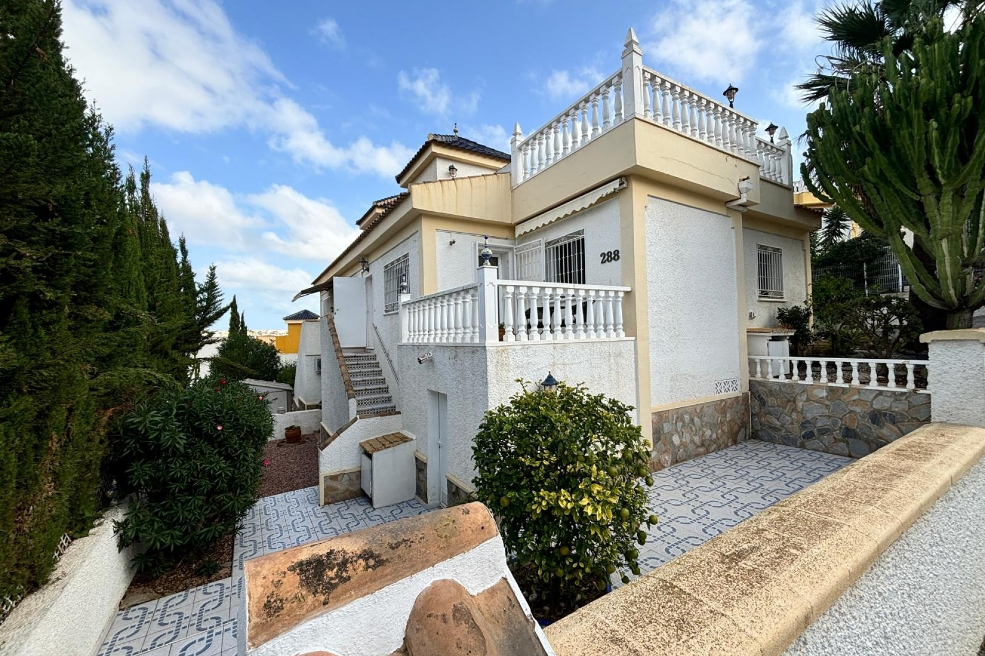 Resale - Semi-Detached - Ciudad Quesada