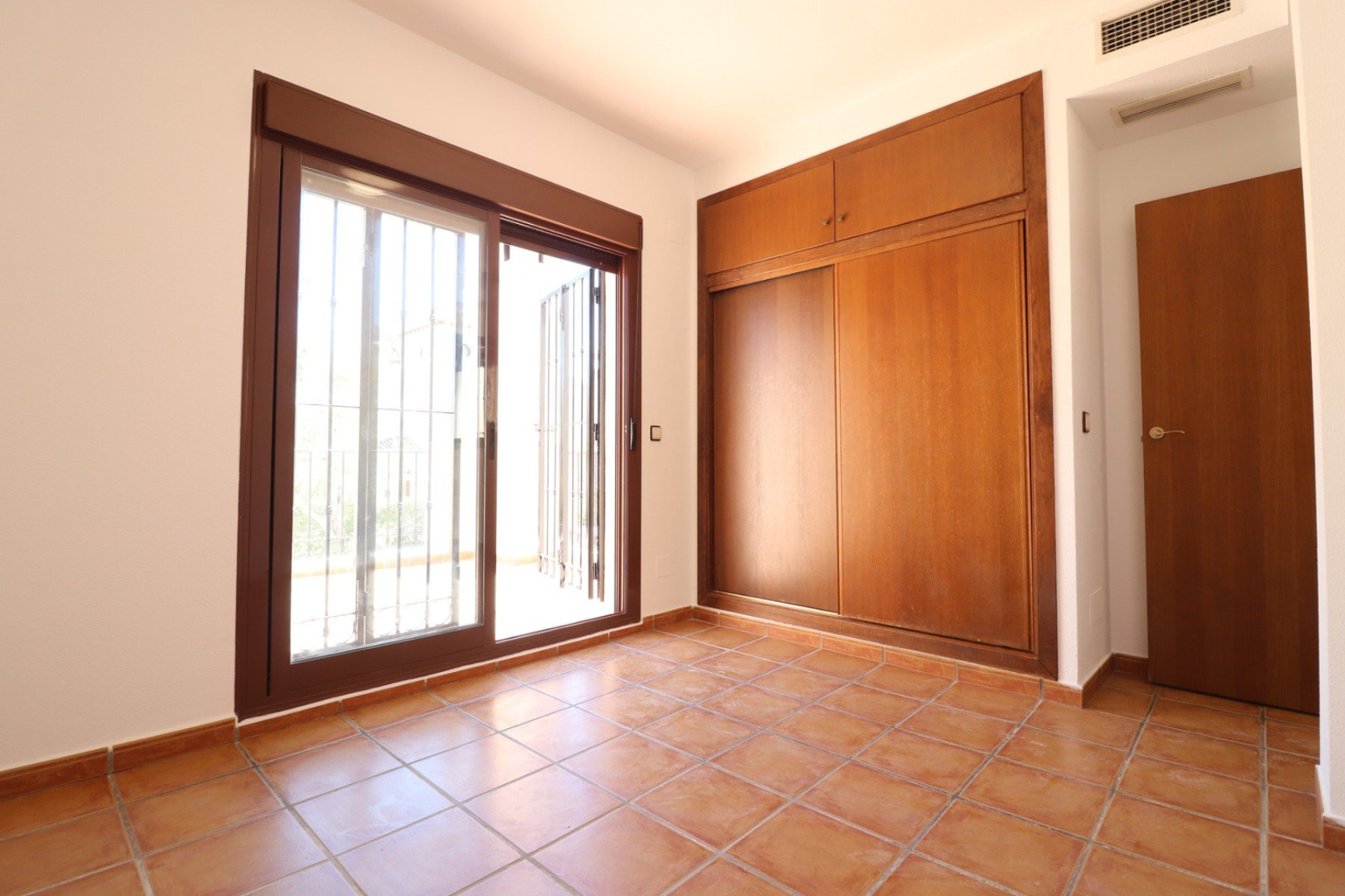 Resale - Semi-Detached Villa - Algorfa - La Finca Golf