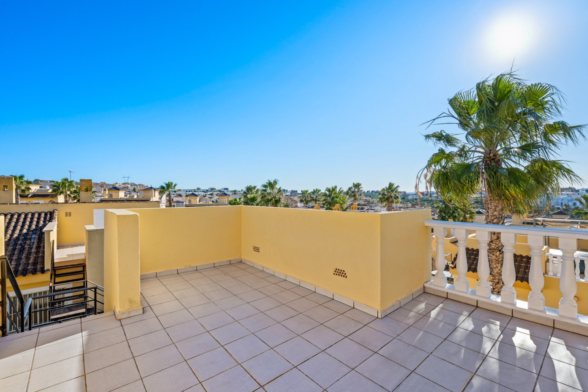 Resale - Semi detached Villa - Benimar - Benimar II