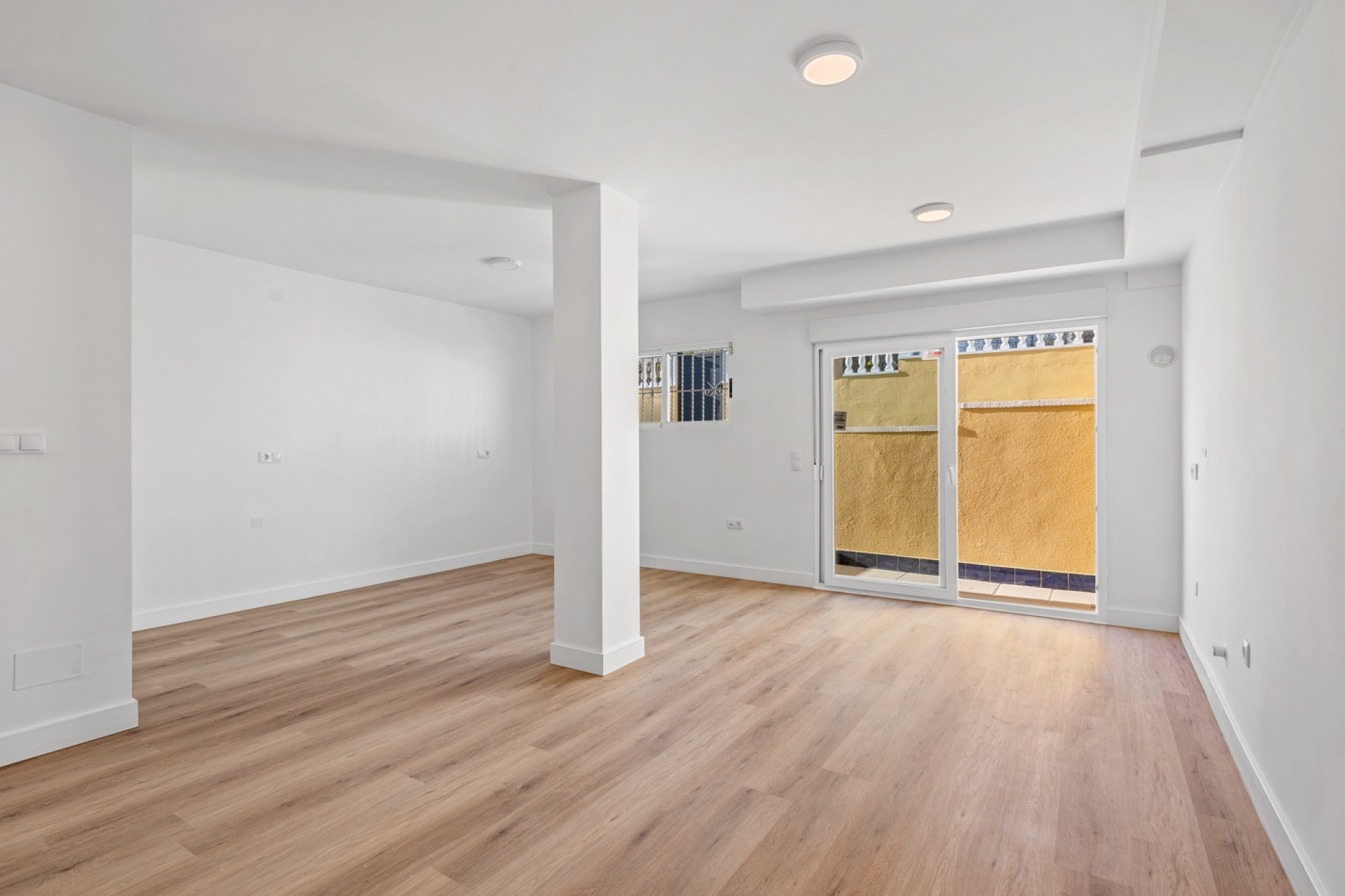 Resale - Semi detached Villa - Benimar - Benimar II