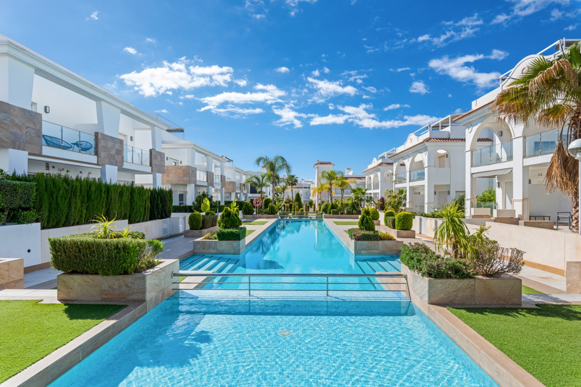 Resale - Semi detached Villa - Ciudad Quesada - Doña Pepa