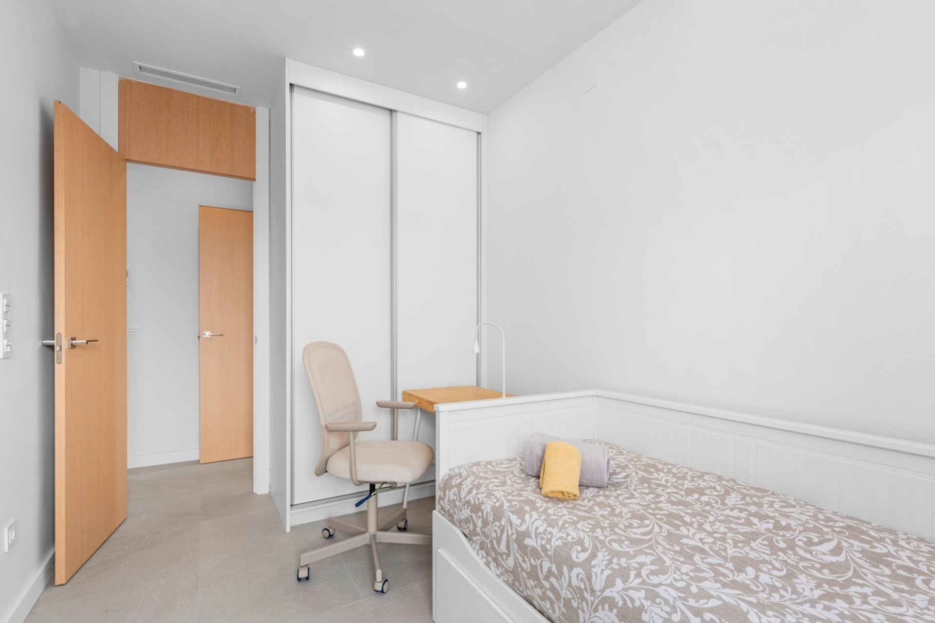 Resale - Semi detached Villa - La Marina - La Marina - Urbanization