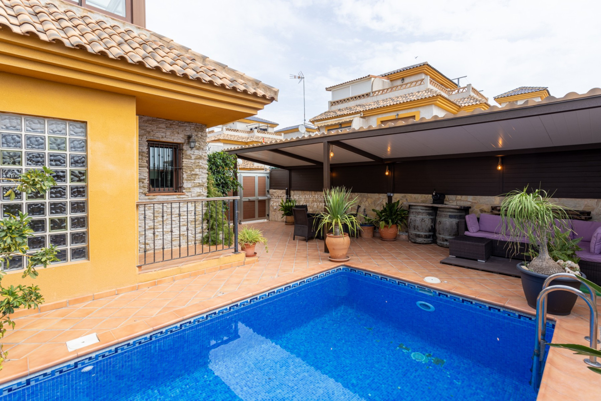 Resale - Semi - Detached Villa - Los Montesinos - La Herrada