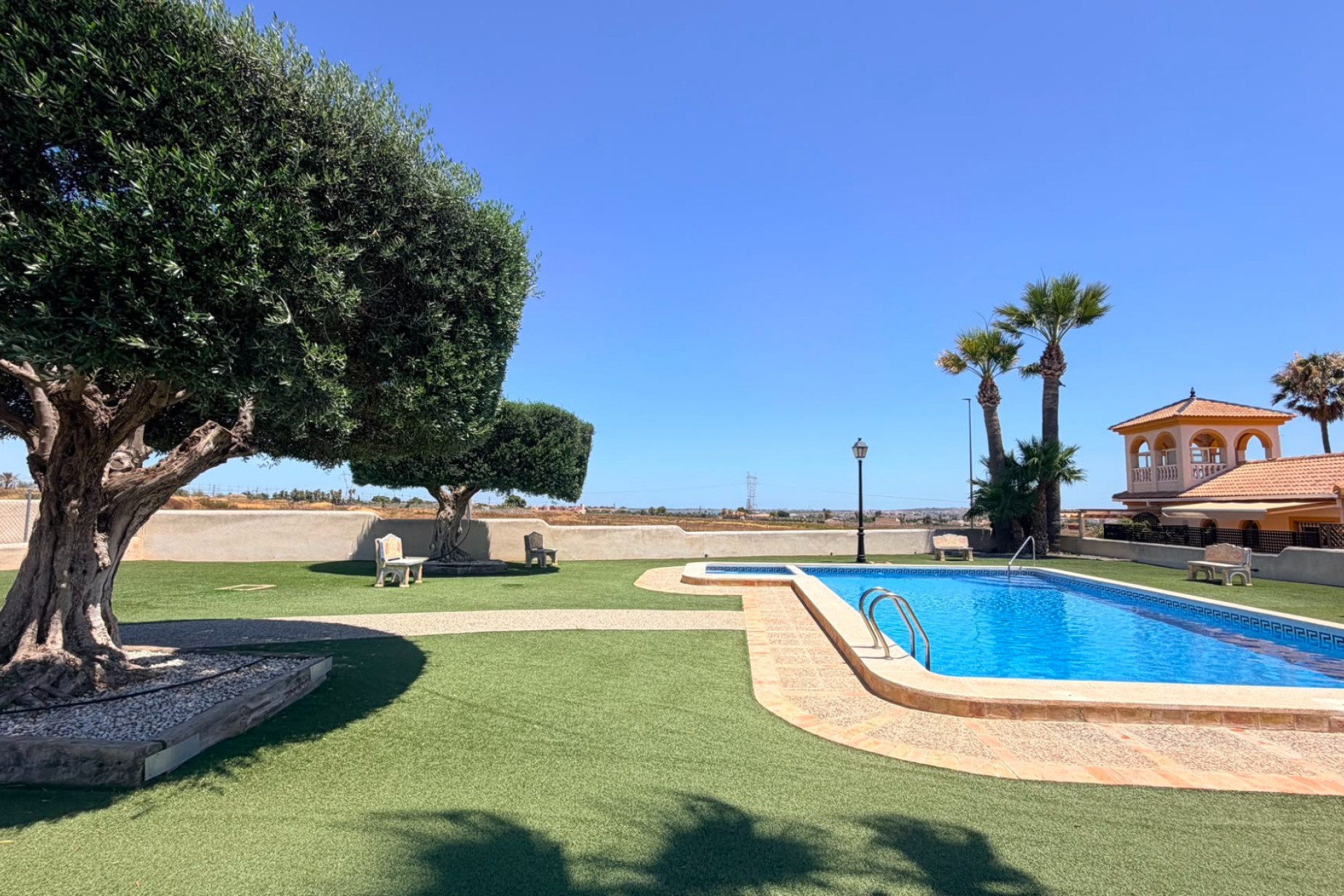 Resale - Semi detached Villa - Los Montesinos - Urbanizacion montesol