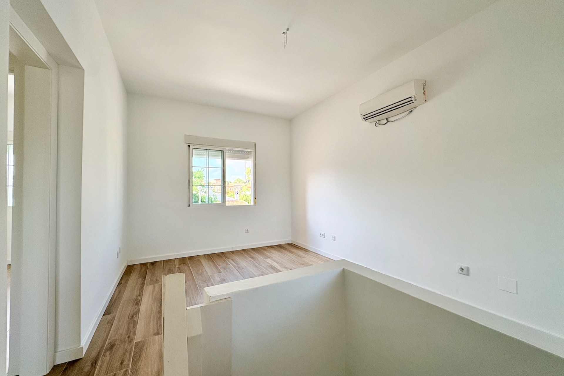 Resale - Single Family Home - Orihuela - Los Balcones