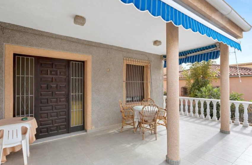 Resale - Single family house - Torrevieja - Nueva Torrevieja