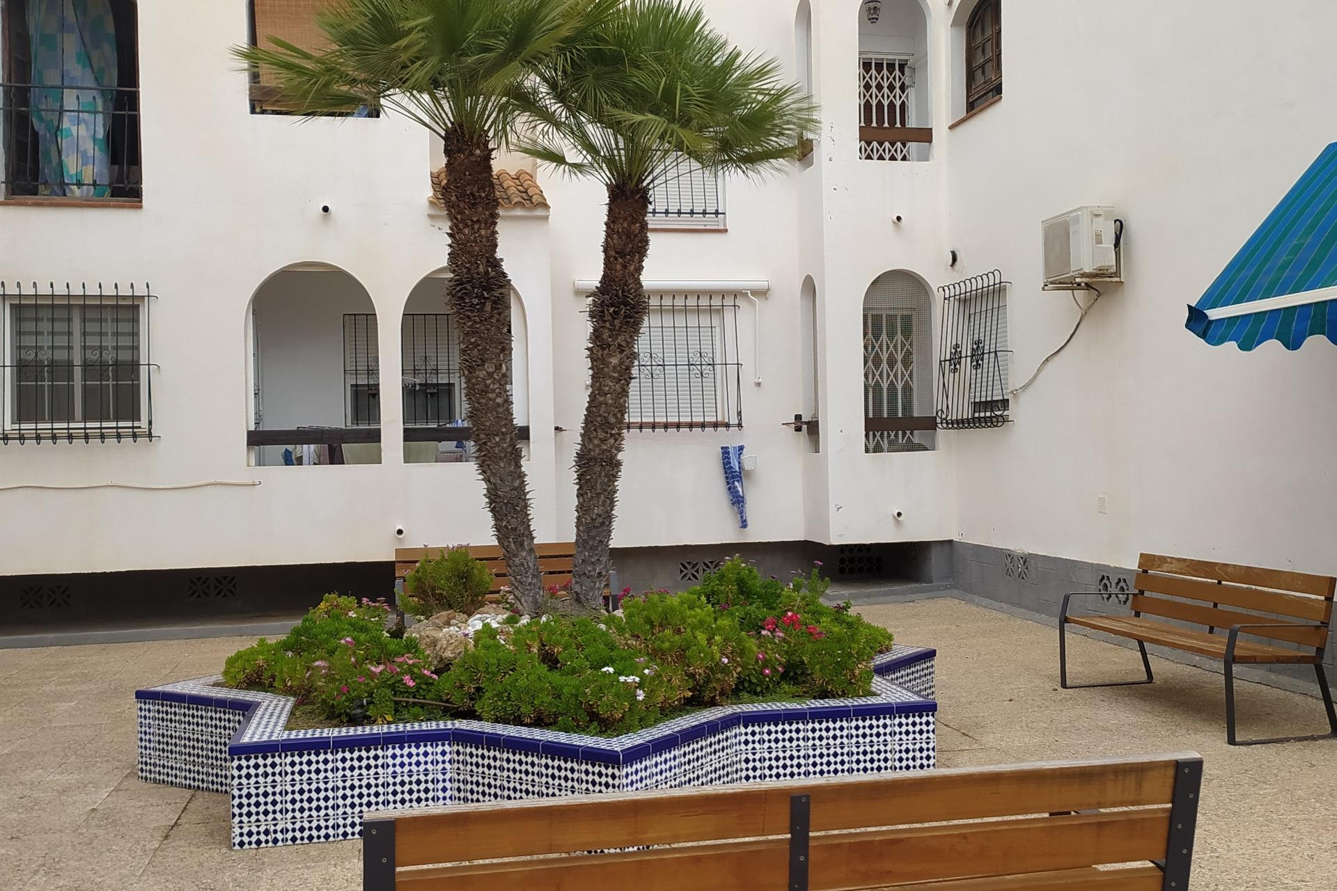 Resale - Studio - Torrevieja - Acequion