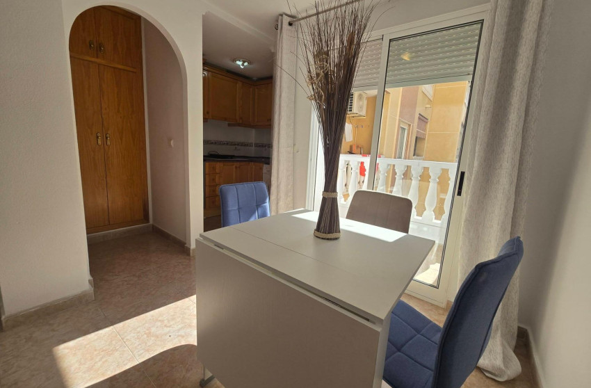 Resale - Studio - Torrevieja - Centro