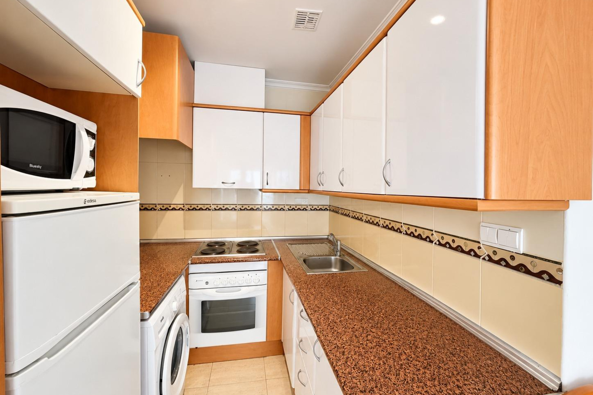 Resale - Studio - Torrevieja - Estacion de autobuses