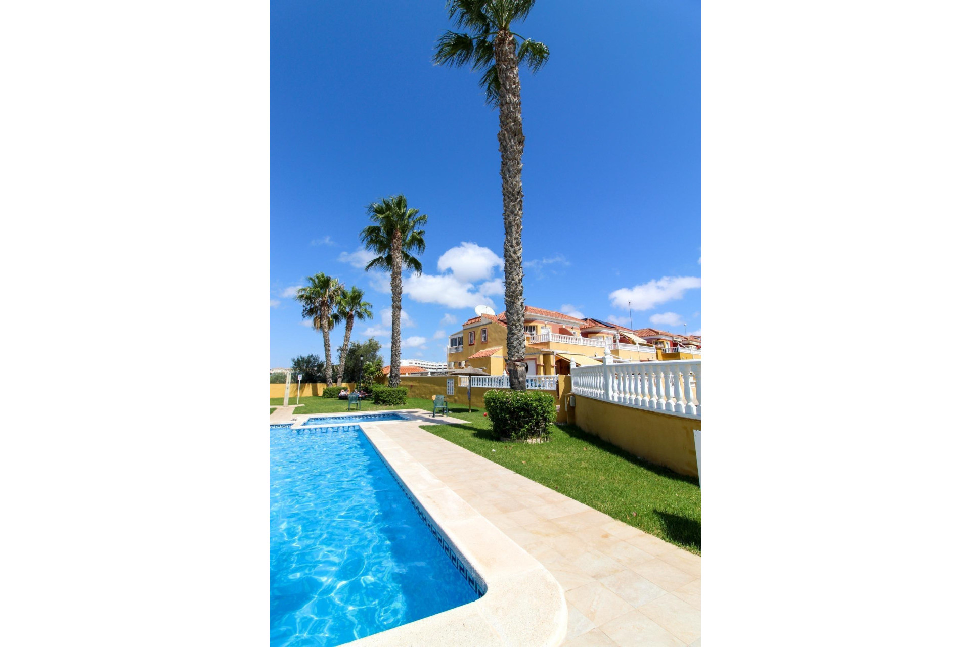 Resale - Terraced house - Orihuela Costa - Cabo Roig