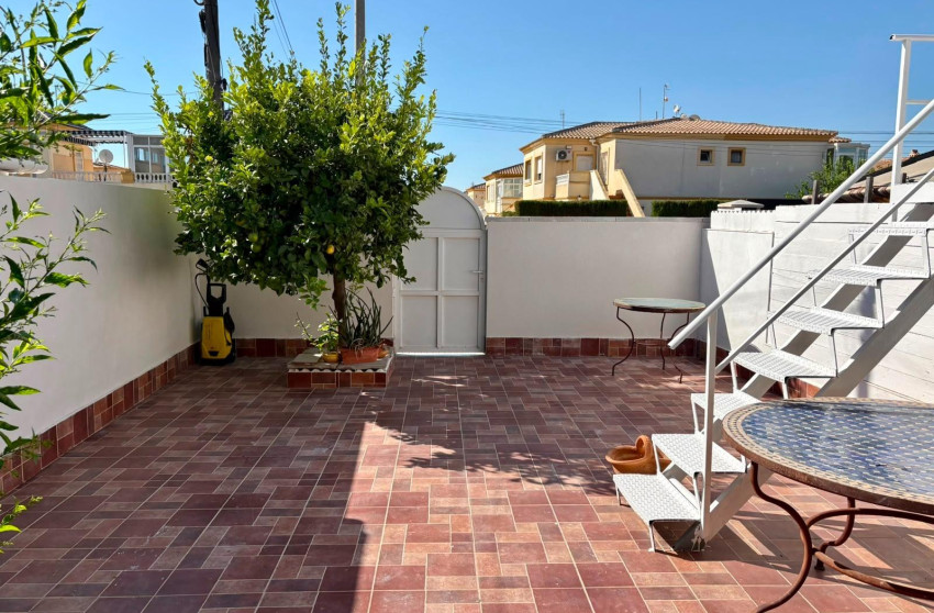 Resale - Terraced house - Orihuela Costa - La Chismosa