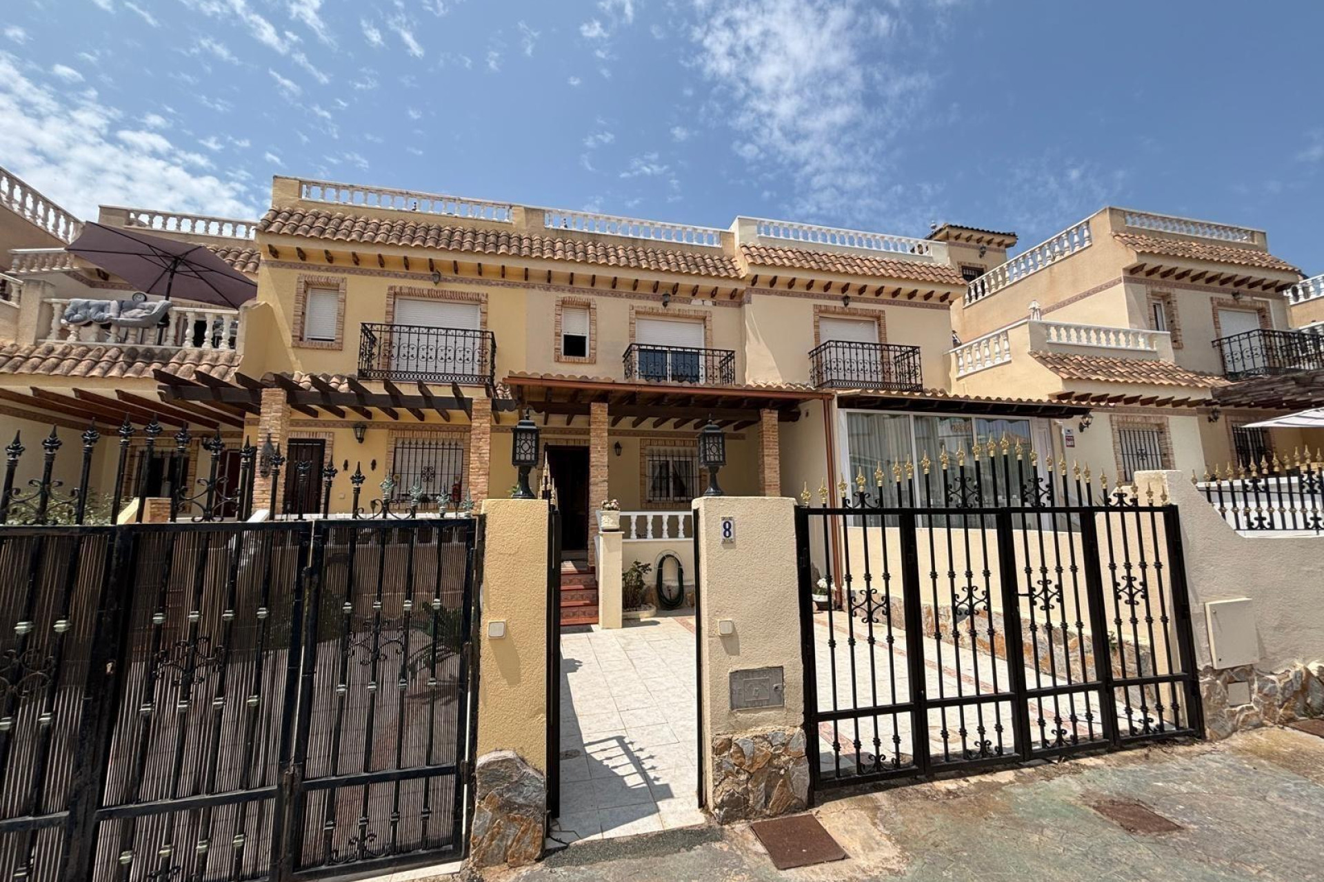 Resale - Terraced house - Orihuela Costa - Los Almendros-La Florida