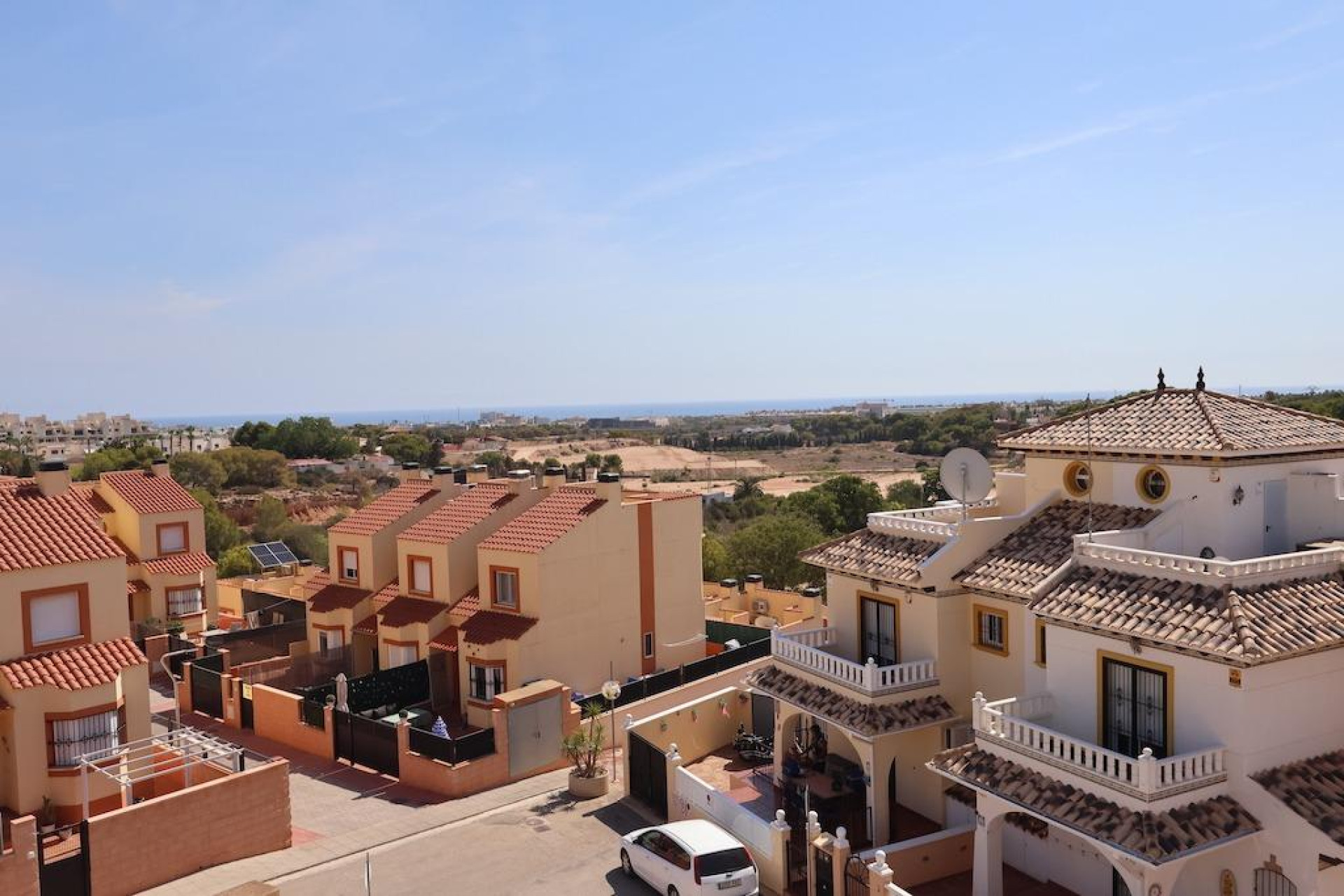 Resale - Terraced house - Orihuela Costa - Montezenia