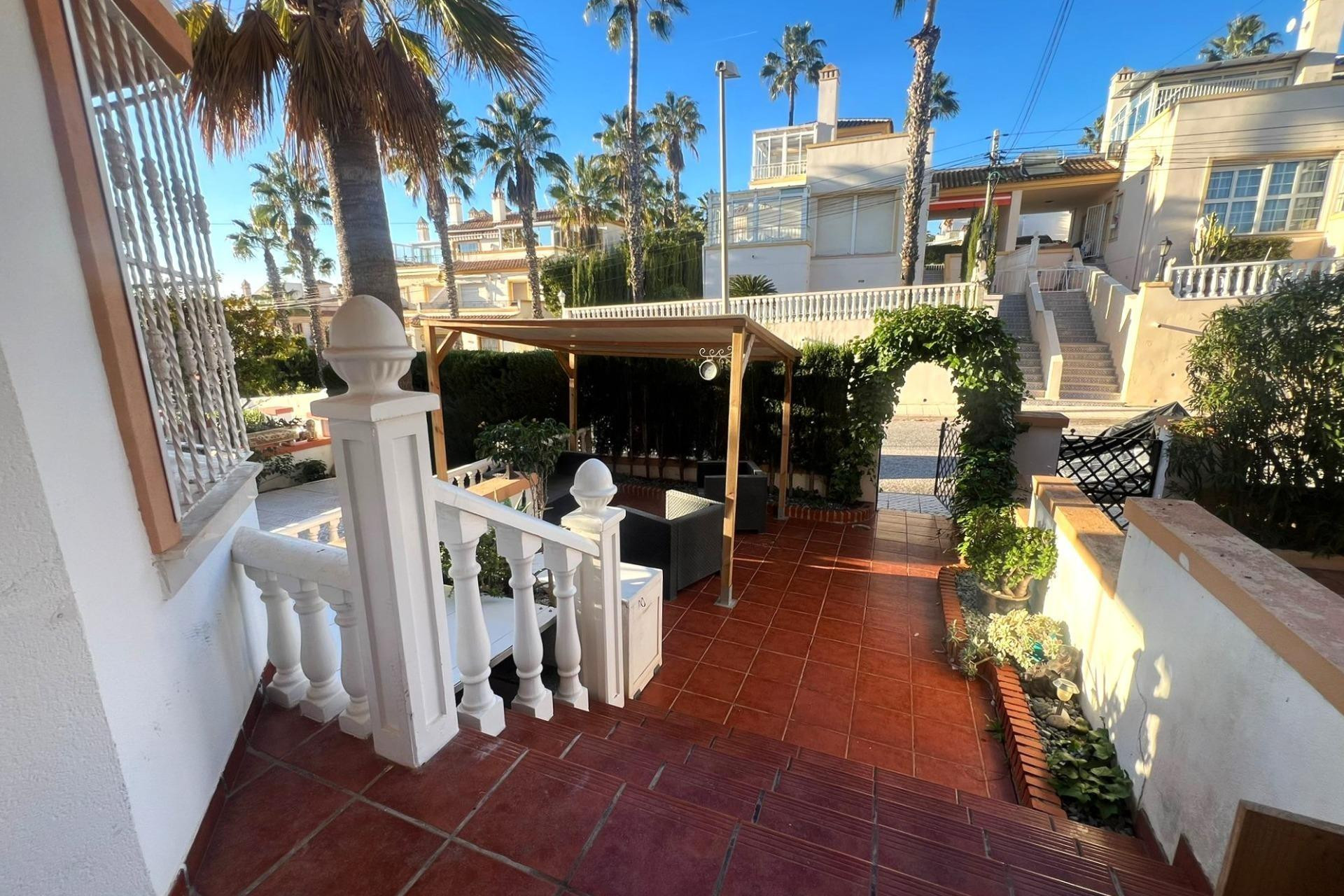 Resale - Terraced house - Orihuela Costa - Villamartín-Las Filipinas