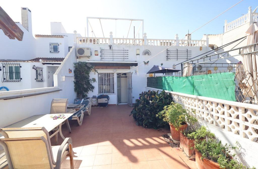 Resale - Terraced house - San Miguel de Salinas - Villamartín