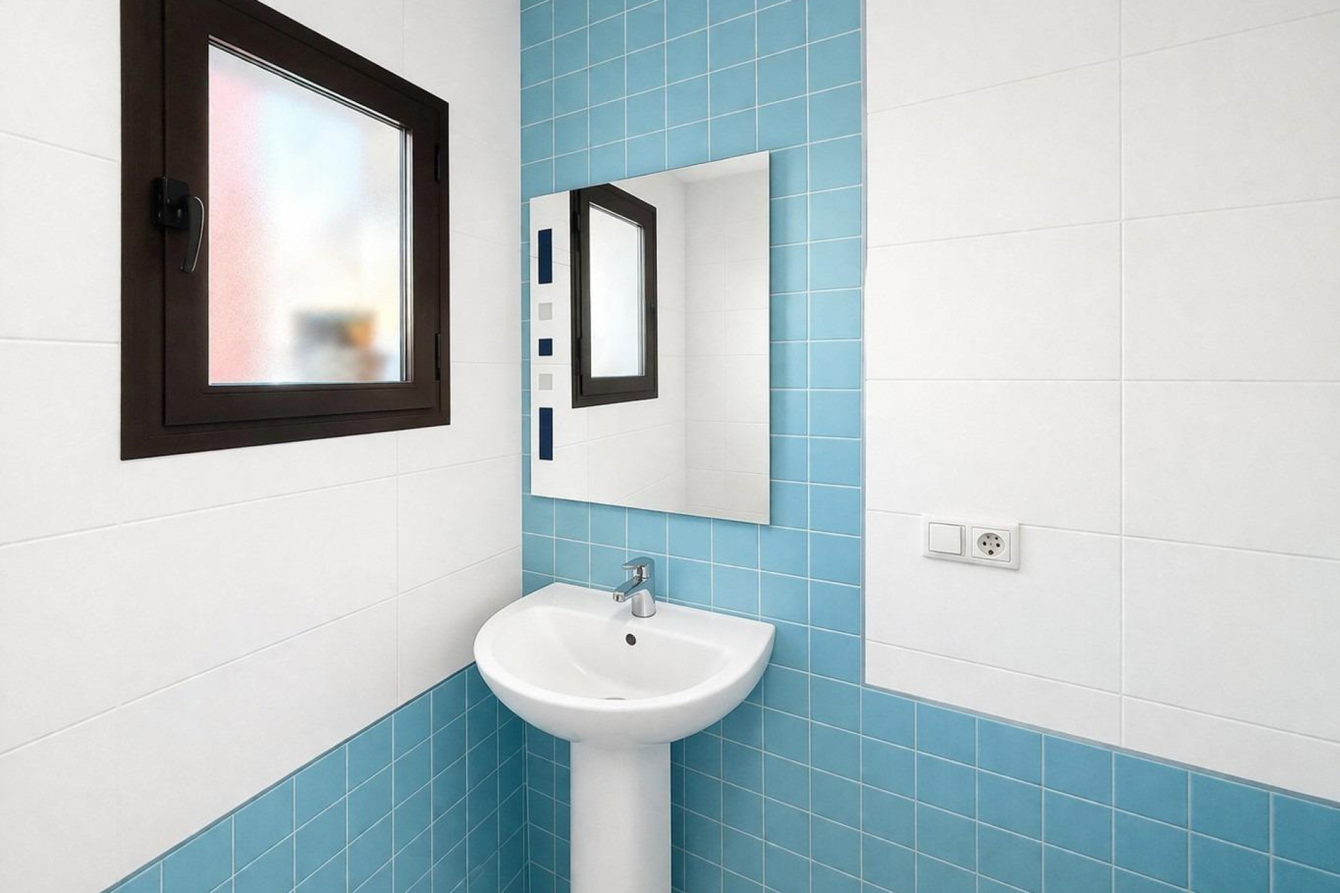 Resale - Terraced house - Torrevieja - Aguas Nuevas