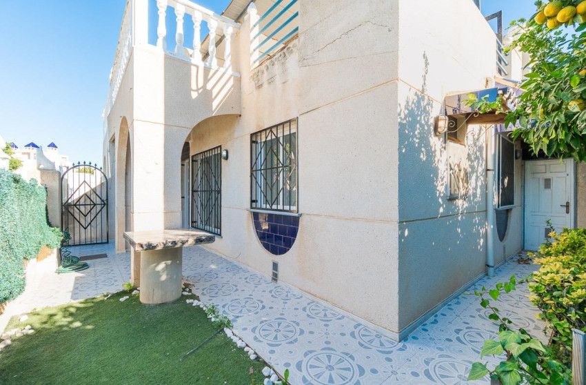 Resale - Terraced house - Torrevieja - Carrefour