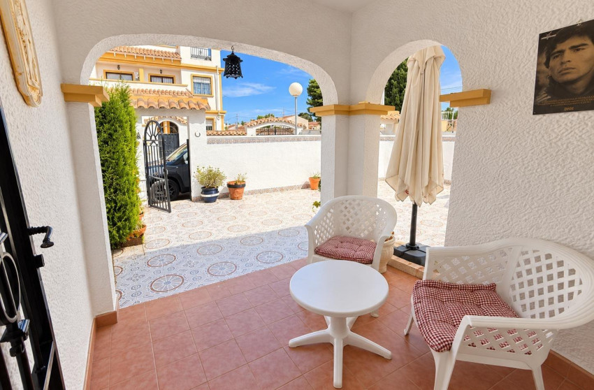 Resale - Terraced house - Torrevieja - El limonar