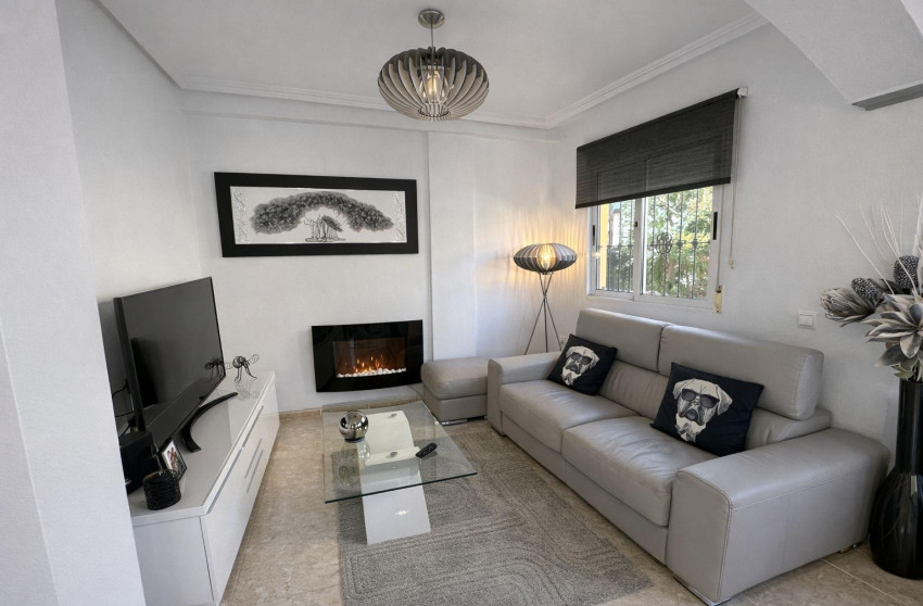 Resale - Terraced house - Torrevieja - La Siesta - El Salado - Torreta