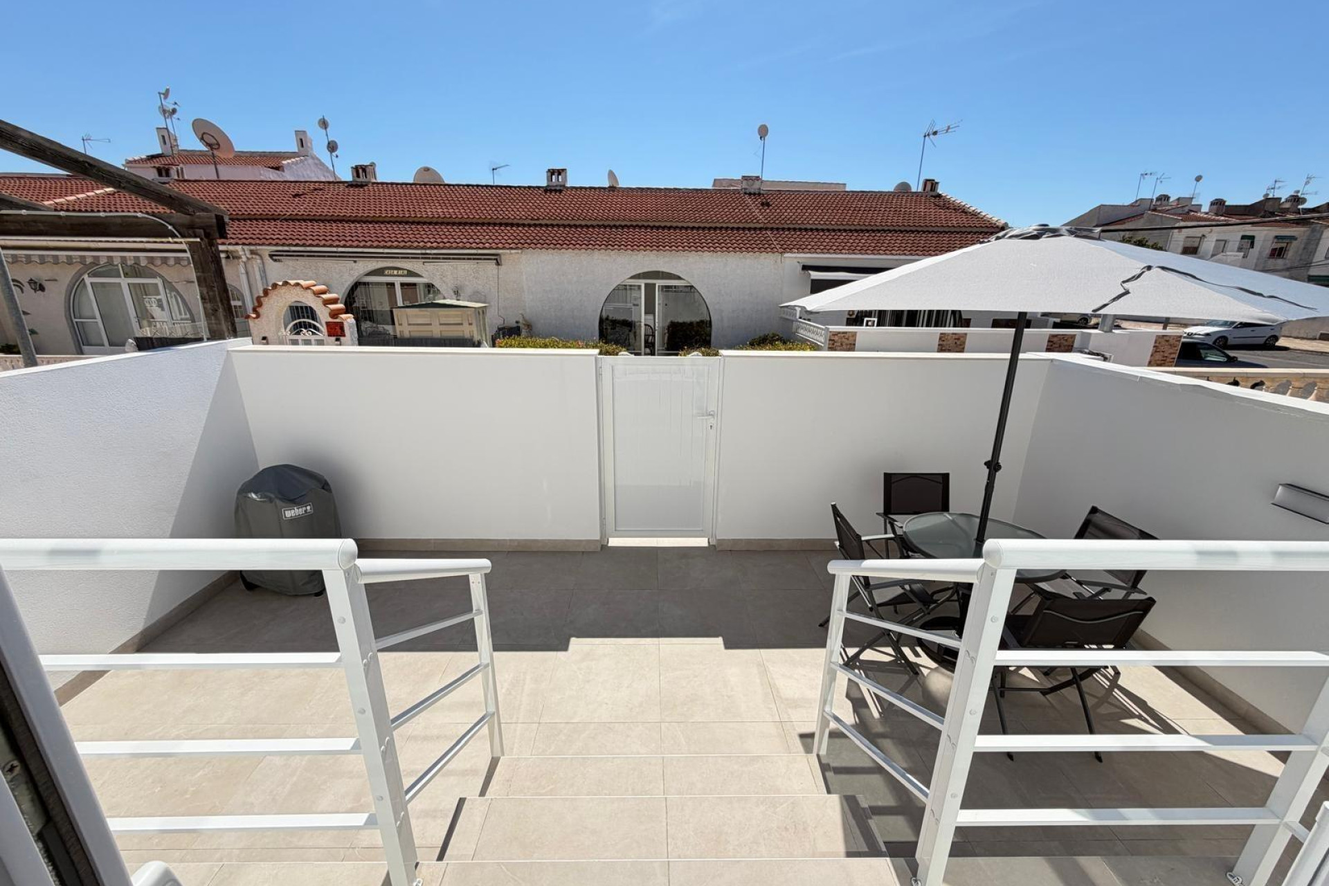 Resale - Terraced house - Torrevieja - La Siesta - El Salado - Torreta