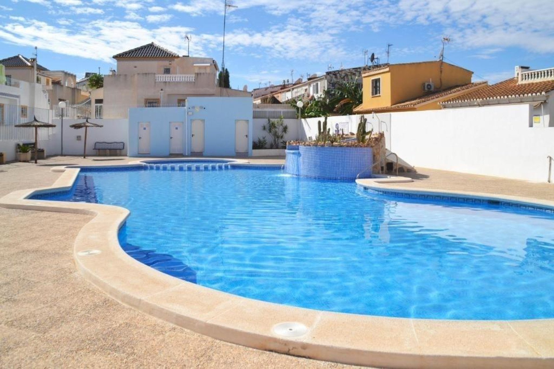 Resale - Terraced house - Torrevieja - Los balcones