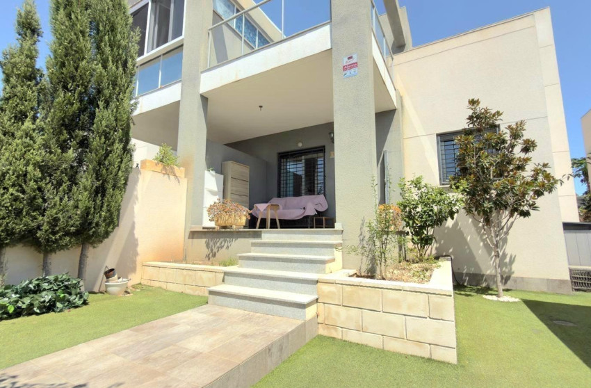Resale - Terraced house - Torrevieja - Miramar - Torre del Moro
