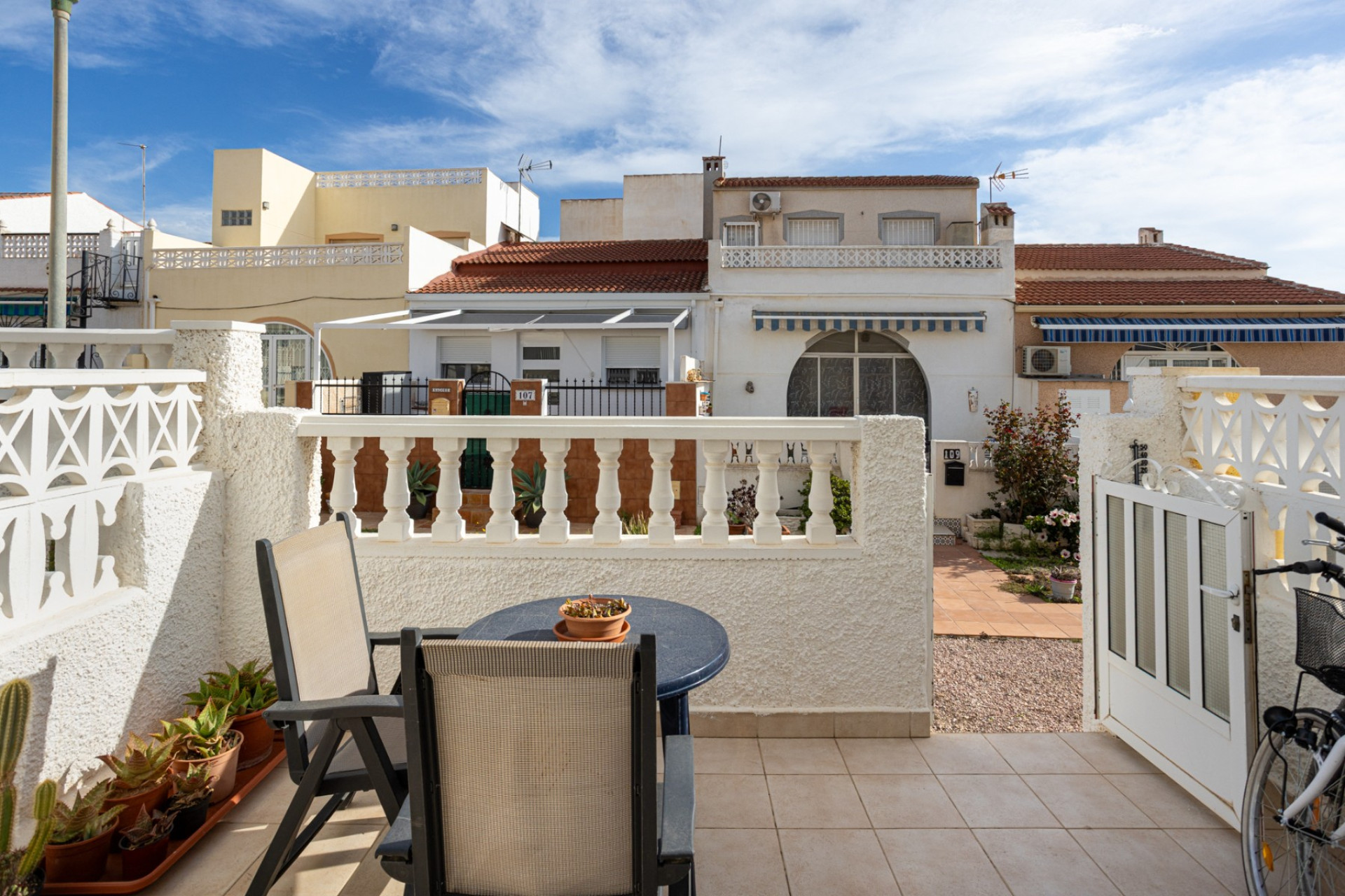 Resale - Terraced house / Townhouse - Torrevieja - La siesta