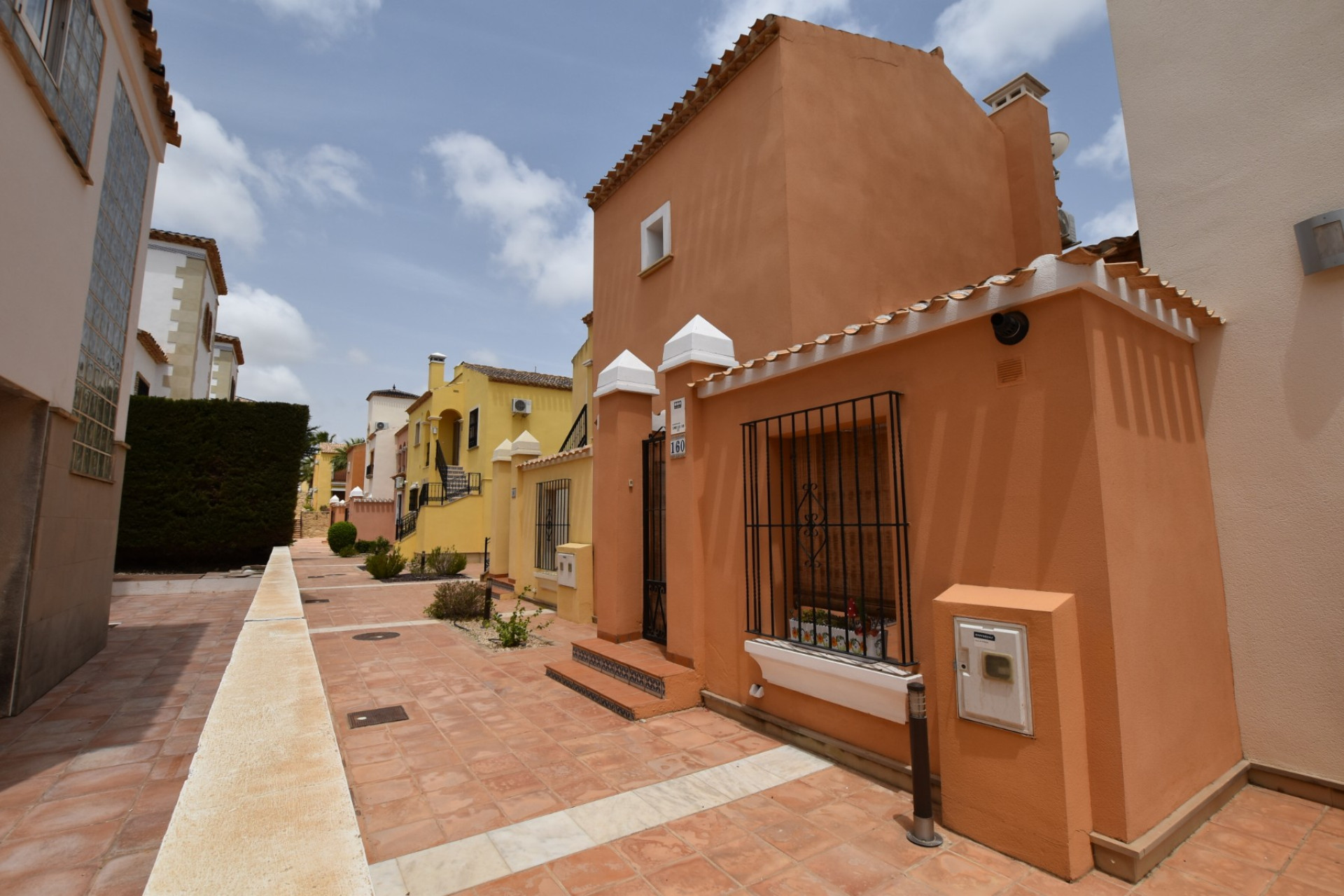 Resale - Townhouse - Algorfa - La Finca Golf Resort