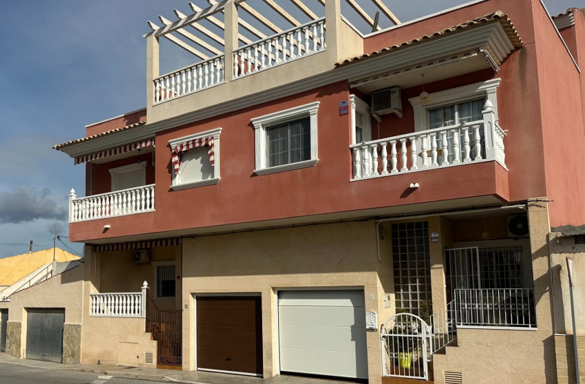 Resale - Townhouse - Bigastro