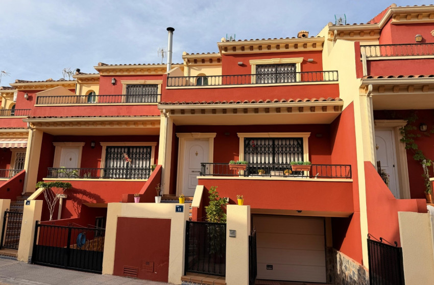 Resale - Townhouse - Catral - pueblo