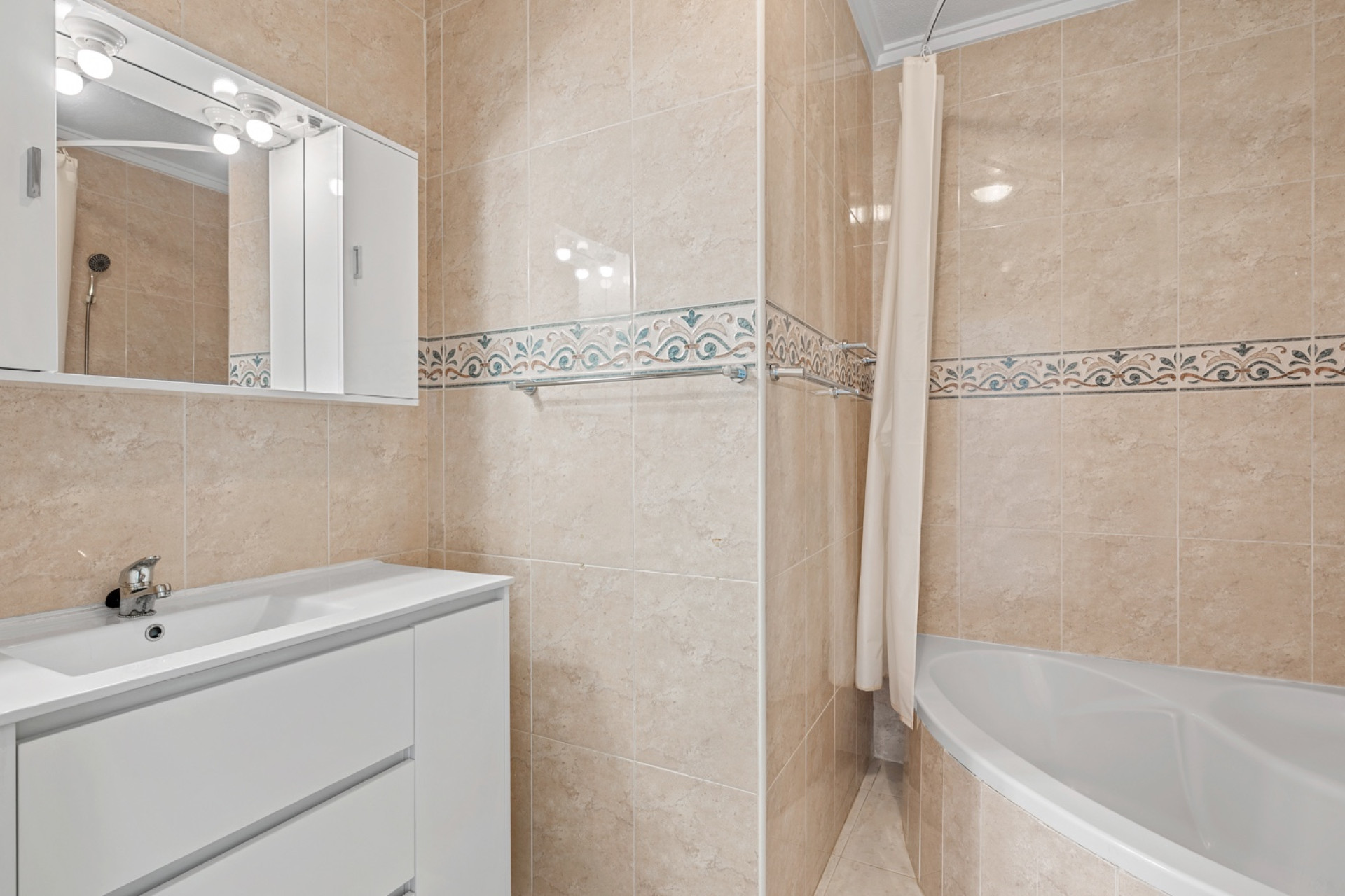 Resale - Townhouse - Ciudad Quesada - Doña Pepa