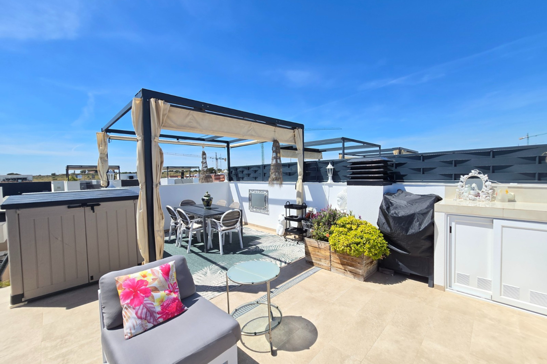 Resale - Townhouse * - Ciudad Quesada * - Doña Pepa *