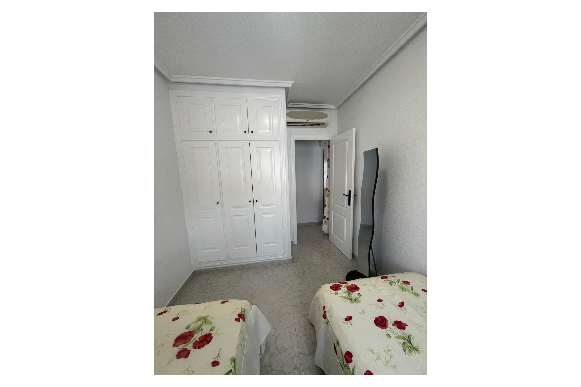 Resale - Townhouse - Ciudad Quesada - Doña pepa