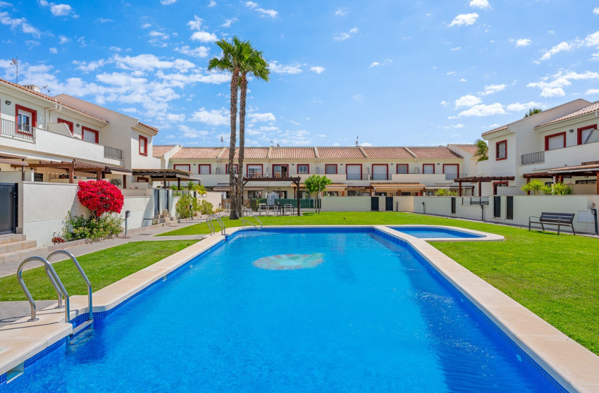 Resale - Townhouse - Ciudad Quesada - Lo Marabu