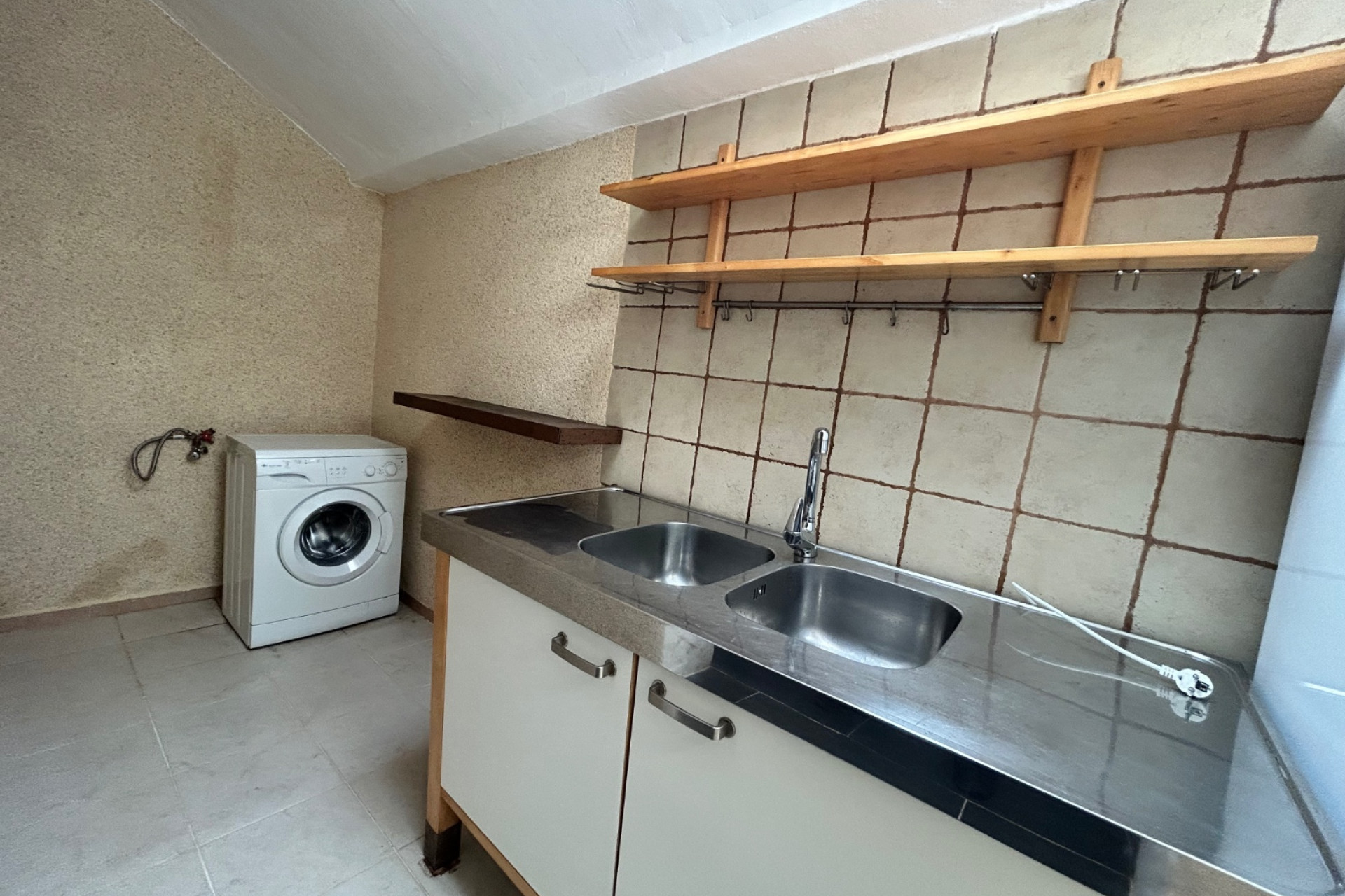 Resale - Townhouse - El Chaparral