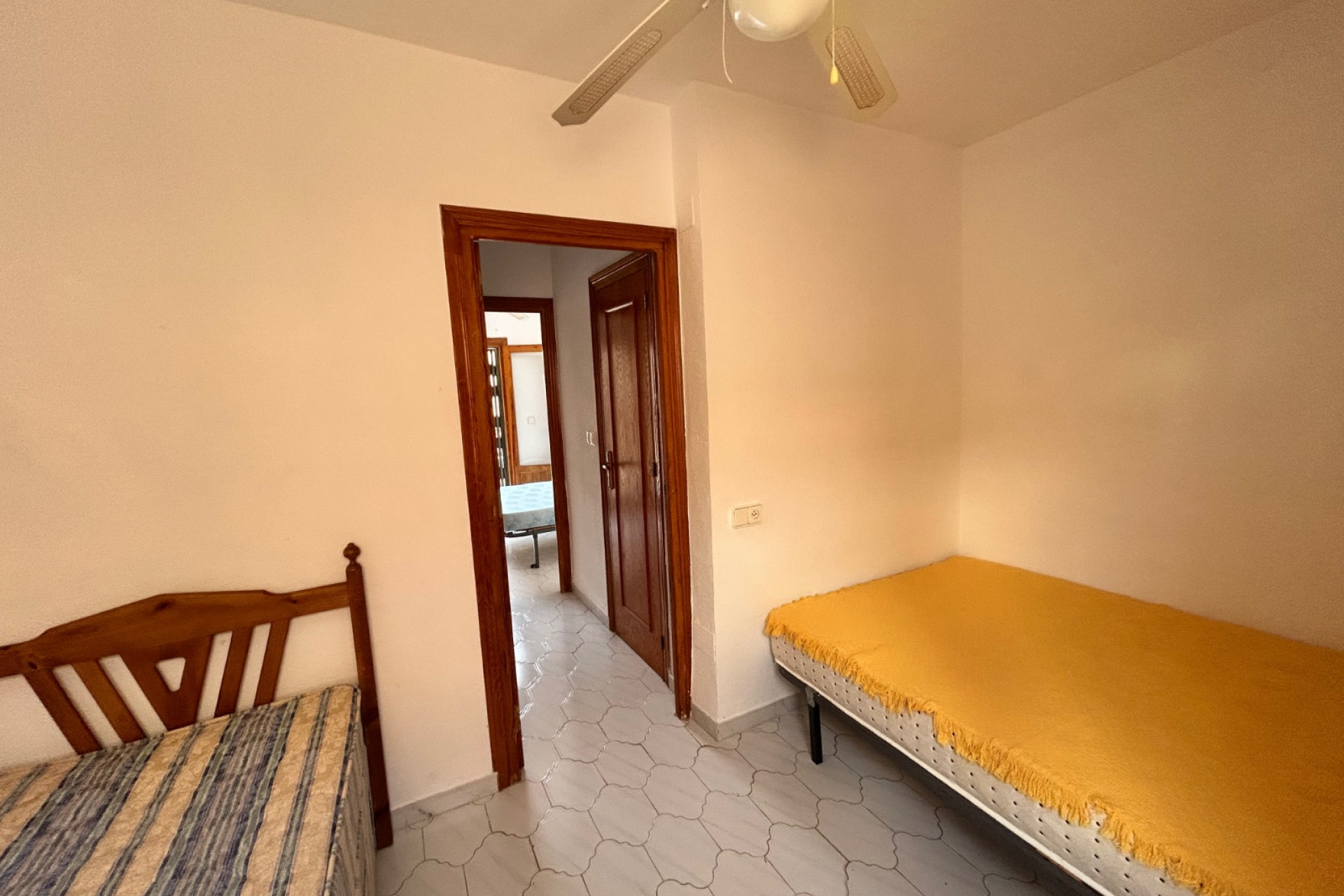 Resale - Townhouse - El Chaparral