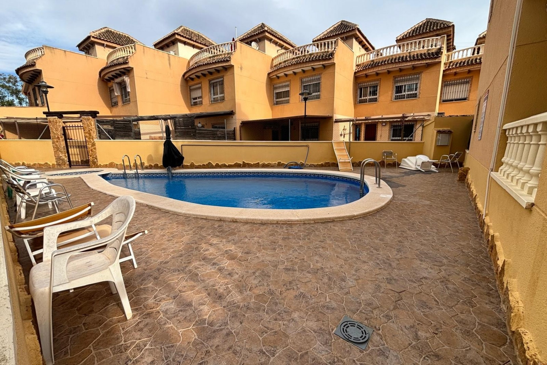 Resale - Townhouse - Guardamar del Segura - El Eden