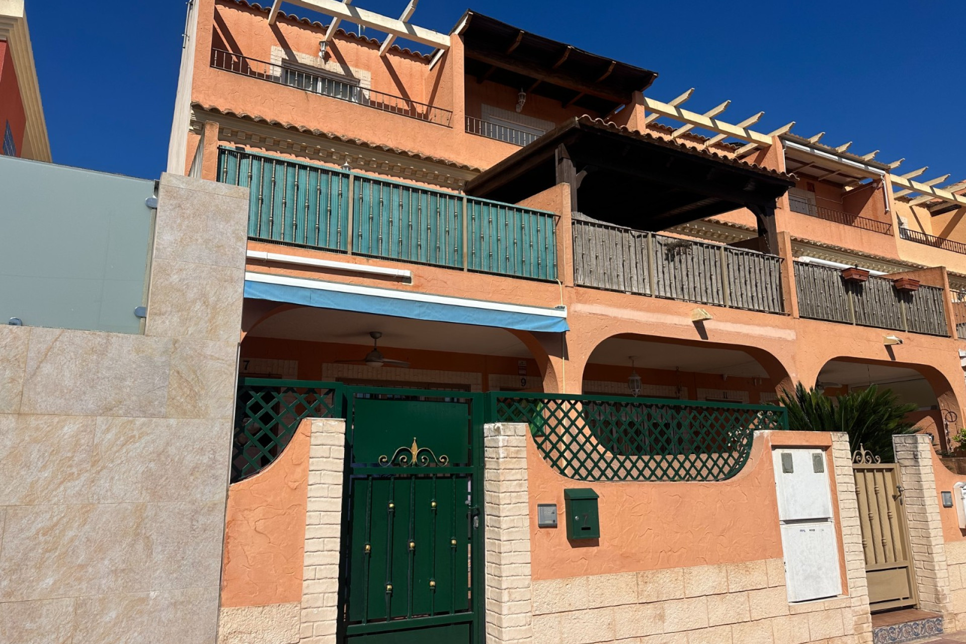 Resale - Townhouse - Jacarilla