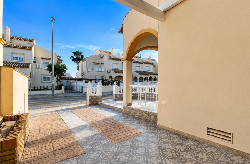 Resale - Townhouse - Orihuela Costa - Playa Flamenca