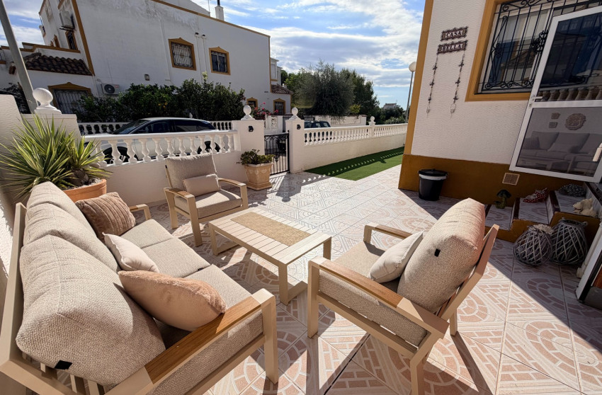 Resale - Townhouse - Orihuela - Entre Naranjos Vistabella