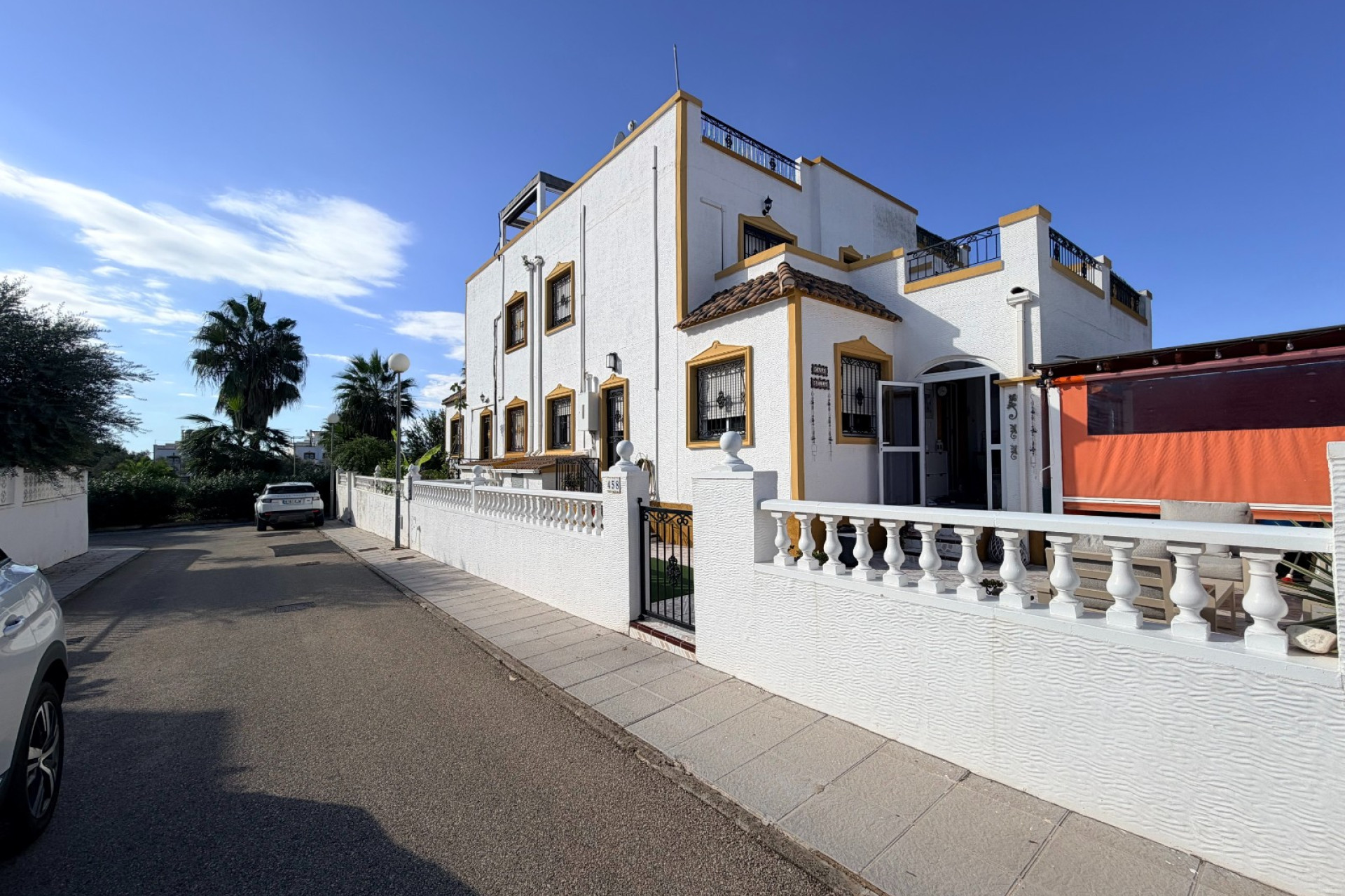 Resale - Townhouse - Orihuela - Entre Naranjos Vistabella