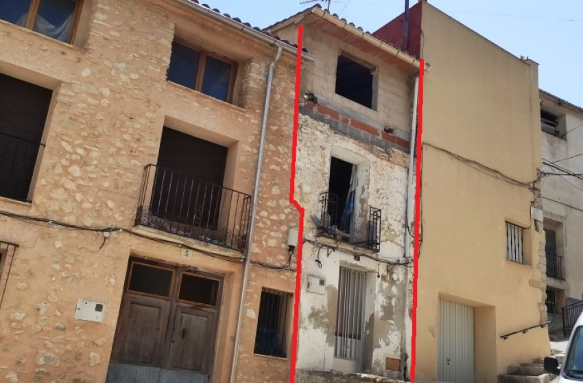 Resale - Townhouse - Planes