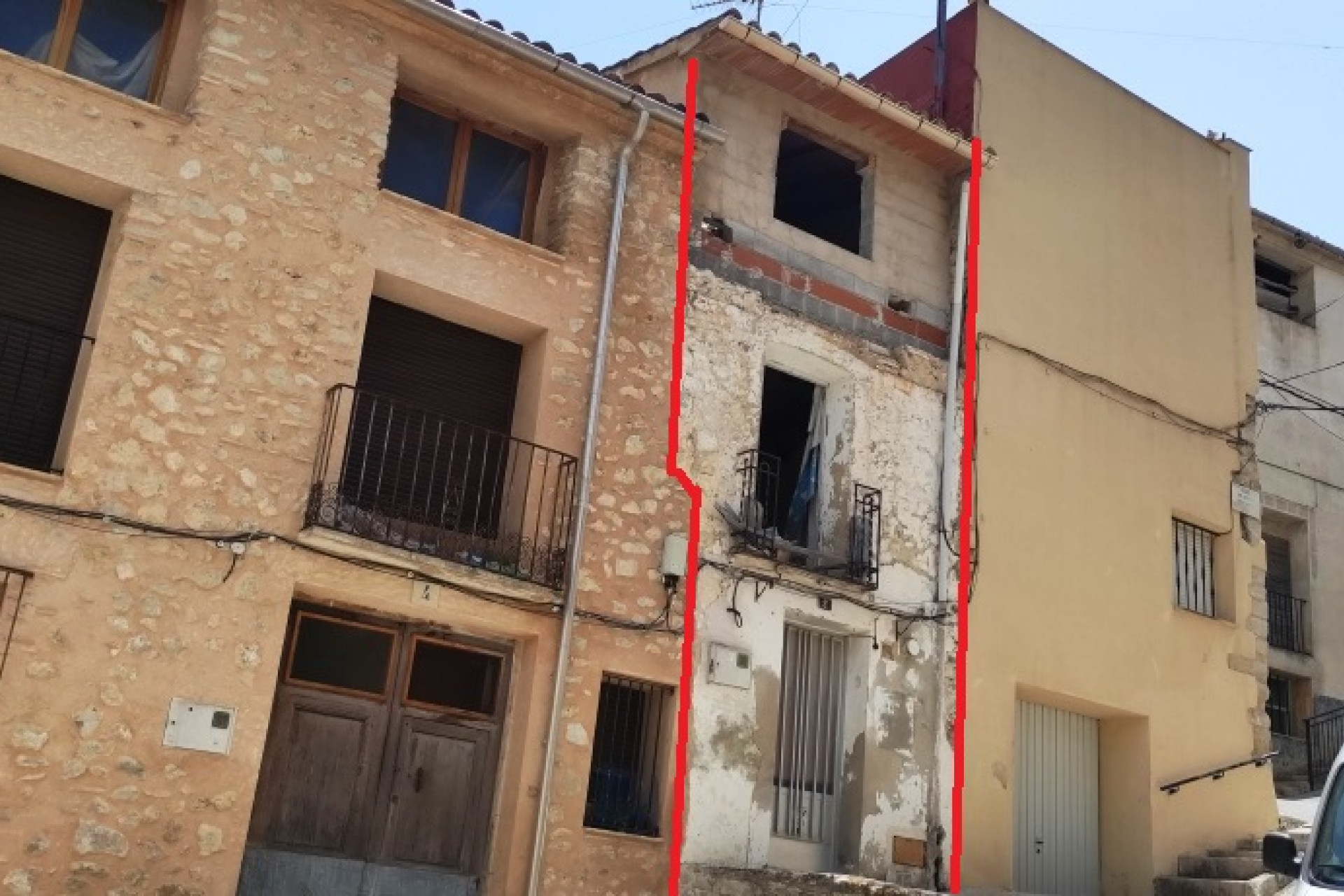 Resale - Townhouse - Planes