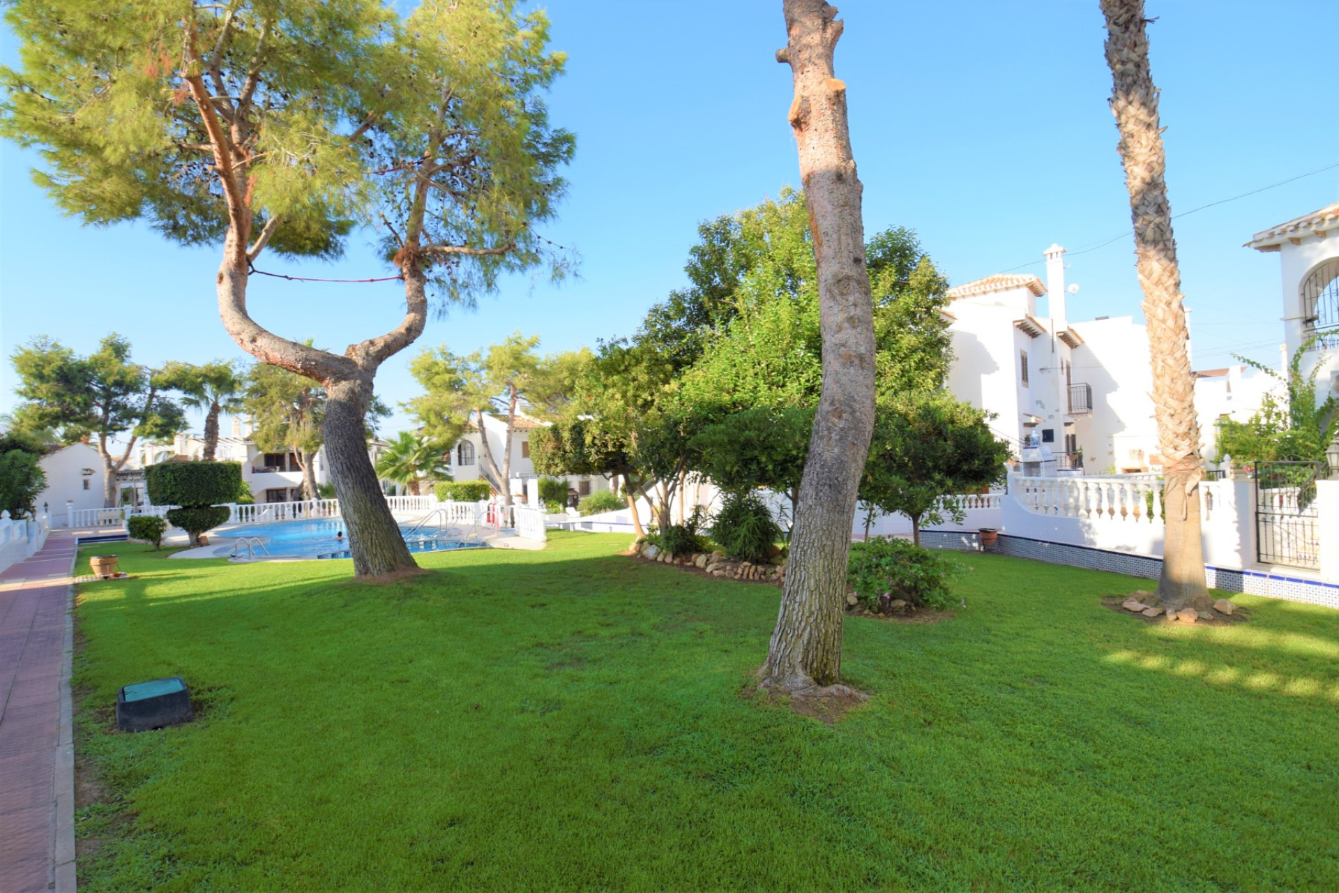 Resale - Townhouse - Torrevieja - Aguas Nuevas