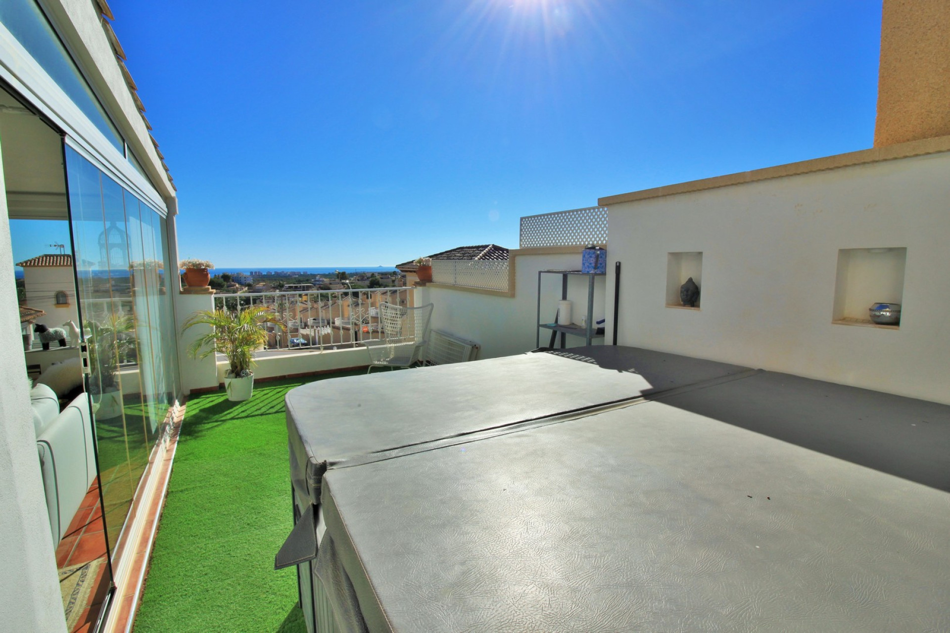 Resale - Townhouse - Villamartín